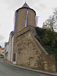 hradební věž Zázvorka