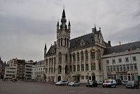 Sint-Niklaas – radnice  (Svatý Mikuláš – Stadhuis)