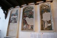 odkryté a zrestaurované​ renesanční fresky v nikách