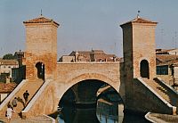 Comacchio – most Trepponti  (Ponte dei Trepponti)
