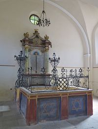 Luže - synagoga