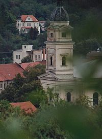 Dolní Kounice - věž kostela sv. Petra a Pavla