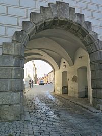 vstup do Třeboně Budějovickou bránou