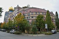 Darmstadt – Hundertwasserova Lesní spirála  (Hundertwasserhaus, Waldspirale)