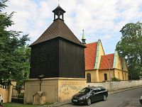 Praha (Podolí) - kostel sv. Michaela Archanděla s dřevěnou zvonicí