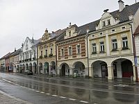 Trhové Sviny - domy na Žižkově náměstí
