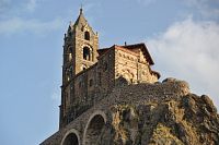 Aiguilhe (Le Puy-en-Velay) – kostelík Archanděla Michaela  (Chapelle / Église Saint-Michel)