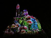 Le Puy-en-Velay – světelná show na památkách města  (Puy de Lumières)