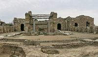 Side – jižní bazilika „u chrámů“  (Güney Bazilikası)