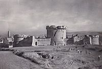 historická fotografie hradu