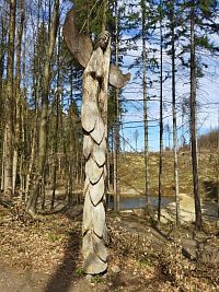 anděl nad jezírkem