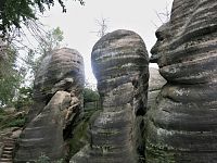 Emil s Emilkou a Dítětem