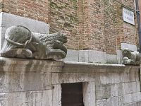 strážní lvi zvonice