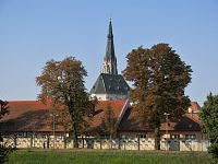 netradiční pohled na Dóm