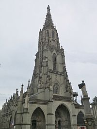 západní průčelí