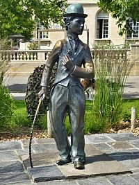 Vevey – socha Charlieho Chaplina  (Statue de Charlie Chaplin)