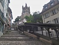Lausanne – kryté dřevěné schodiště Tržní schody  (Escaliers du Marché)
