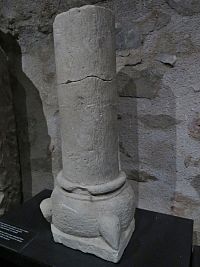 nejstarší exponát z 12. stol.