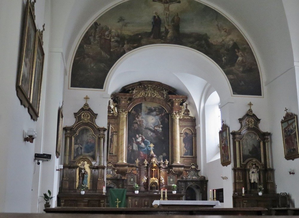 Olomouc – kapucínský klášter sv. Františka z Assisi, jeho zahrada a krypta klášterního kostela Zvěstování Páně