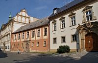 kanovnické rezidence ve Wurmově ul.