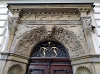 detail renesančního portálu