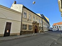 kanovnická rezidence v Křížkovského ul.