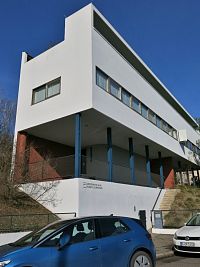 dvojdům Le Corbusiera a Pierra Jeannereta