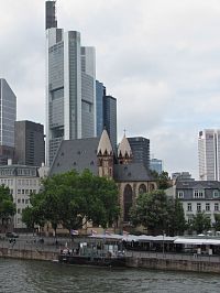 sv. Linhart pod mrakodrapy