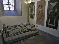 v Kapli zakladatelů