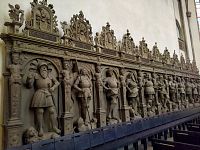 jedenáct hraběcích soch