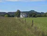 k evangelické kapli