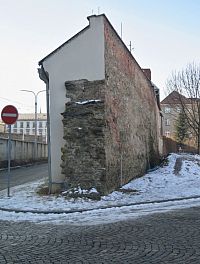 hradby v Koželužské ul.