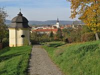 Křížový vrch s Kalvárií a kostelem Povýšení sv. Kříže
