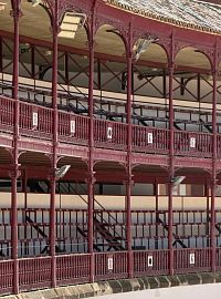 historická tribuna