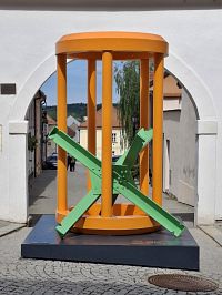 Boskovice - obří Ježek v kleci