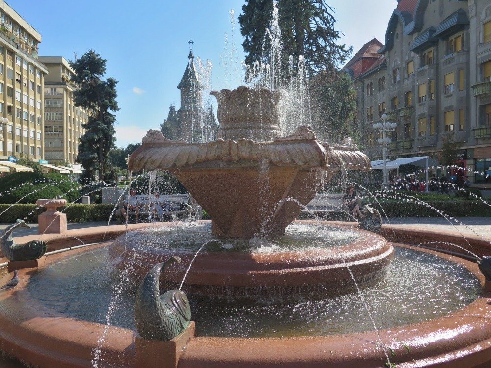 Temešvár - Rybí fontána  (Timișoara - Fântâna cu pești)