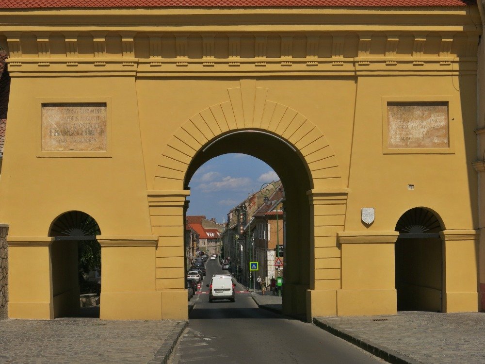 Brašov – Scheiská / Sirotčí brána  (Brașov - Poarta Șchei)