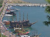Alanya – pirátské lodě  (korsan gemileri, korsan gemisi ve tekne turu)