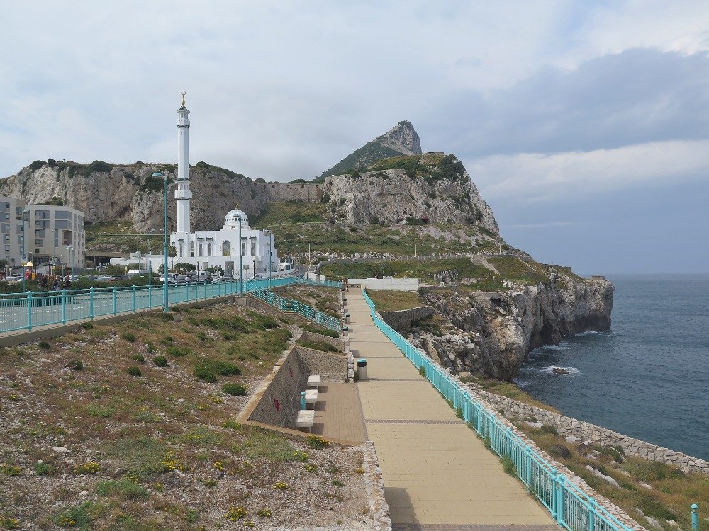 Gibraltar - mešita Ibrahima-al-Ibrahima  (Ibrahim-al-Ibrahim Mosque)