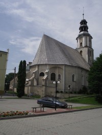 Současnou, barokní, podobu získal kostel v r. 1676