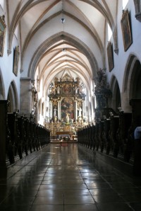interiér klášterního kostela