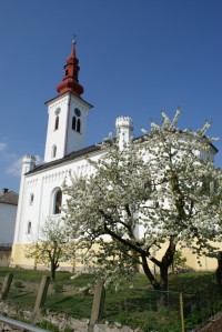 Třeština - kostel sv. Antonína Paduánského