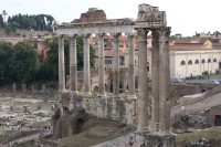 Řím (Roma) – ulicí Via Sacra přes Forum Romanum (Foro Romano)