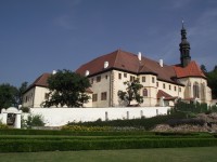 areál kláštera