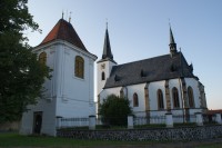 Veliká Ves – kostel sv. Vavřince se zvonicí