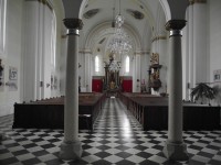 interiér kostela ve Zvole