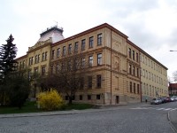 Uherský brod – budova základní školy na Mariánském náměstí