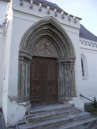 románsko-gotický portál