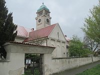 Jubilejní kostel Mistra Jana Husa v Pečkách