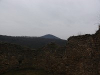 Oparno - pohled z hradu na Lovoš
